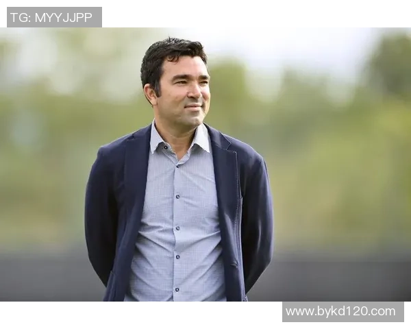 法兰西足球传奇人物与辉煌历程的精彩呈现与回顾