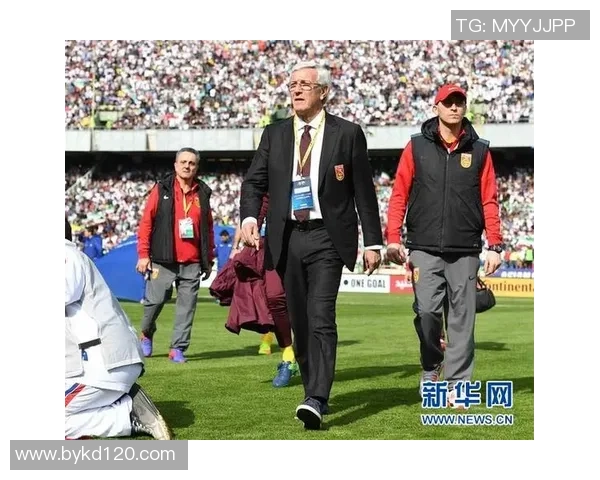 现役足坛巨星联手打造梦幻阵容全面解析球员实力与战术价值 现役足坛巨星联手打造梦幻阵容全面解析球员实力与战术价值